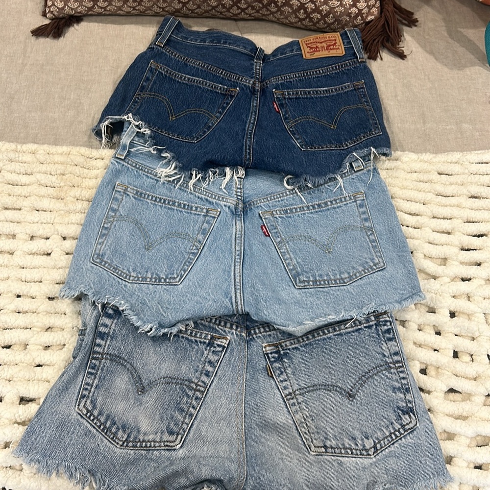 Bundle Levi’s Jean Shorts